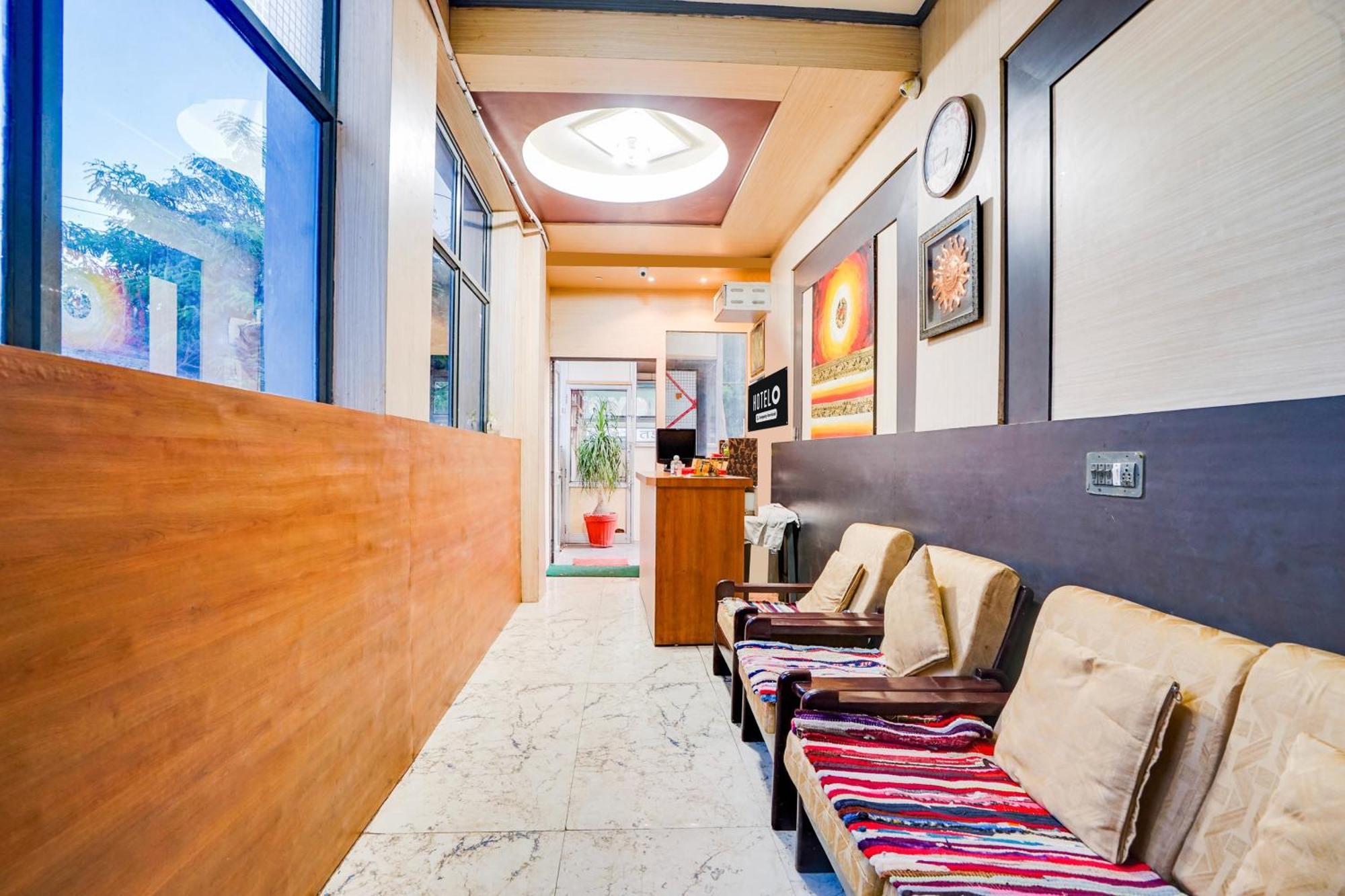 Super Hotel O Jln Marg Malviya Nagar Formerly Hotel Braj Haveli ジャイプール エクステリア 写真